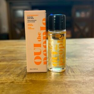 NWT OUI the People Hydrating Body Gloss Mini 0.5 fl oz